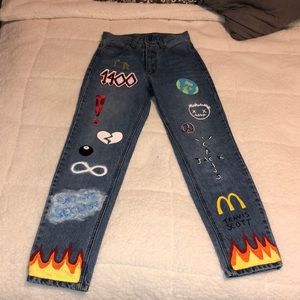 Brandy Melville boyfriend jeans